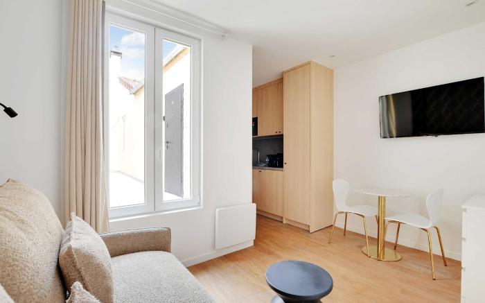Modern studio - 2 P - Montreuil