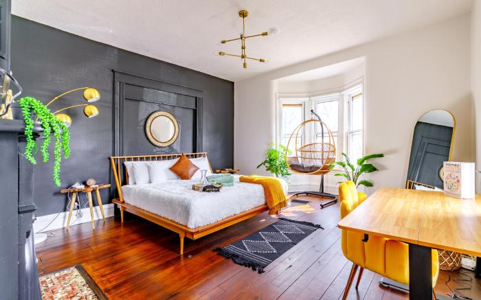 PRIME Location - CLEAN - Top Rated - Parking Free