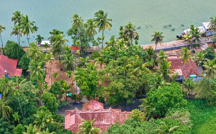 Cotelac Heritage Lake Resort Alleppey by VOYE HOMES