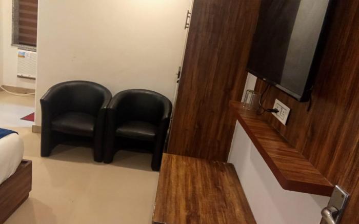 Noratan Palace Near Delhi Airport