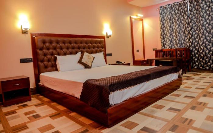 Hotel Ronak By Red Panda And Sapna Groups