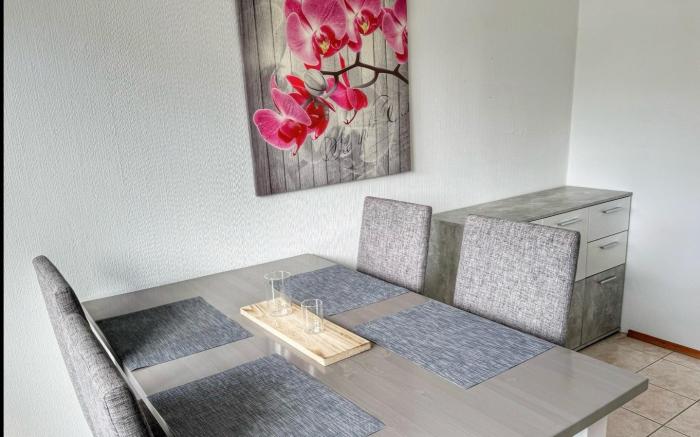 3 Zimmer Apartment mit Balkon