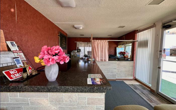 The Hastings Inn - Salina