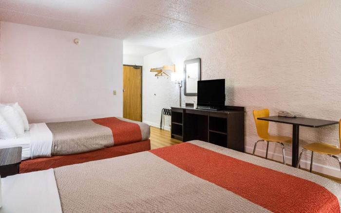 Motel 6 Prospect Heights, IL