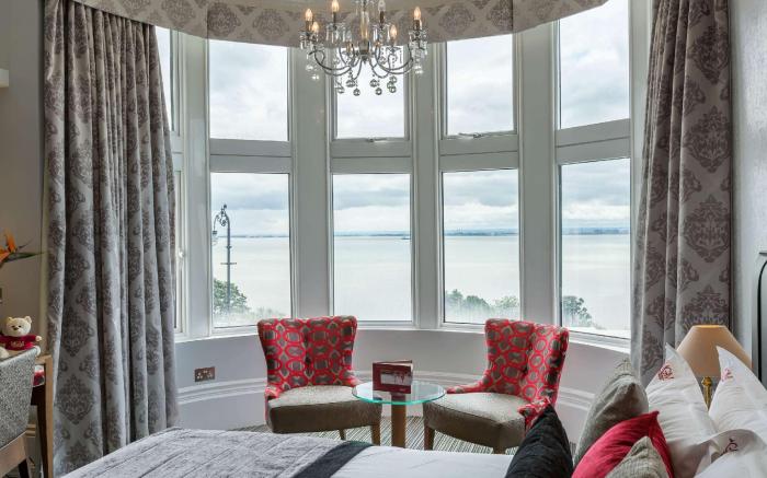 Muthu Westcliff Hotel (Near London Southend Airport)