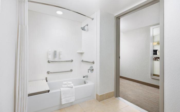 Hampton Inn Naples-Central