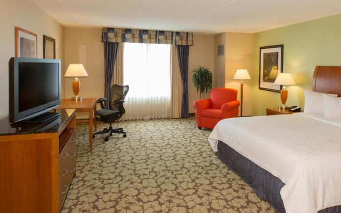 Hilton Garden Inn Buffalo Airport Hotel