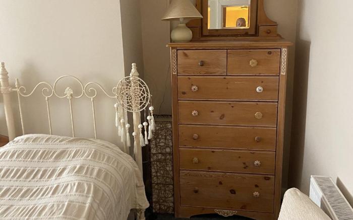 BAYR NY LOGHAN COTTAGE