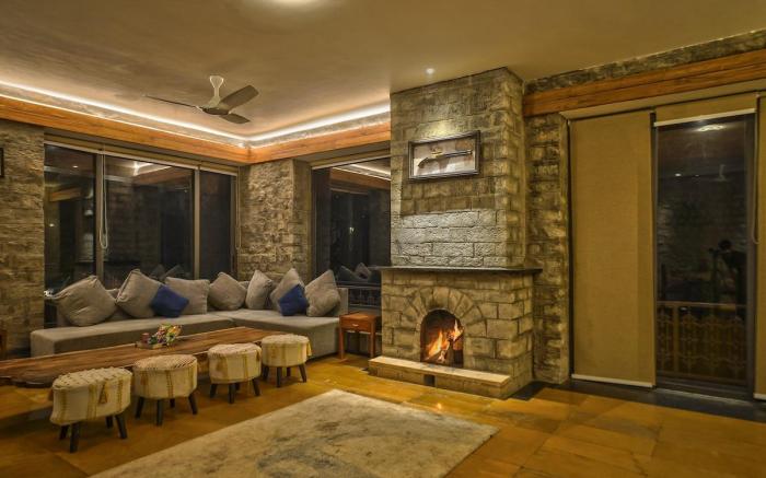 Pinewood Cottage 3BHK | Open Theatre | Valley View