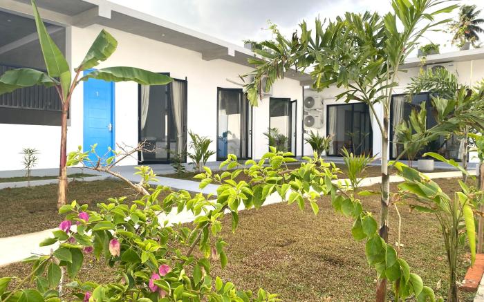 Kaori Cafe and Villa