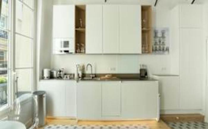 Superb Apartment Le Marais Center of Paris