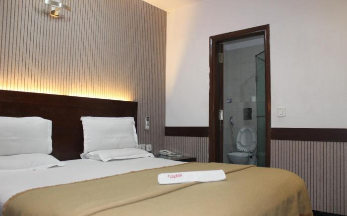 Flourish Inn Saket opposite Max Hospital