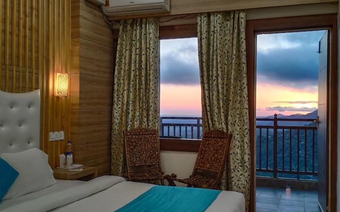 Hotel Dewan Palace Dharamshala Himachal Pradesh