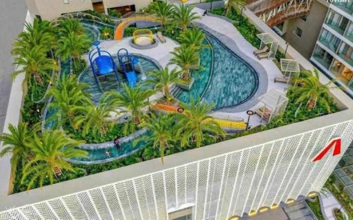 Luxury apartment sea view- May The Song