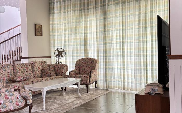 Hanberry Luxury Cottage