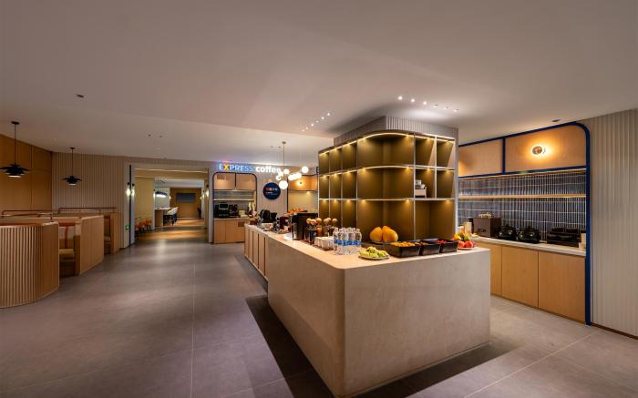Holiday Inn Express Shenzhen Sports Center By IHG