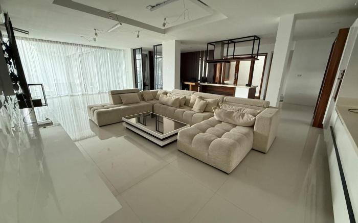 Sean Villa Senggigi Lombok, @4 Bedroom and Jacuzzi