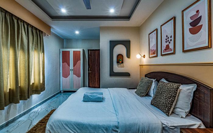 Snowdrop 3BR-SF |Mussoorie Mall Road by Homeyhuts