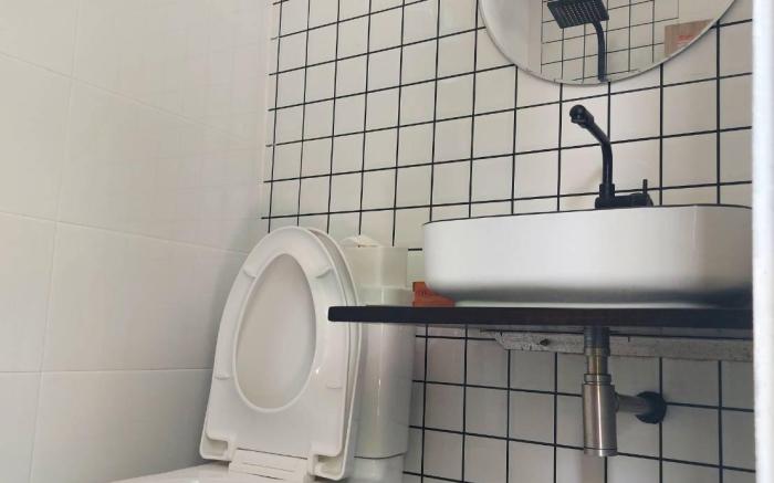 บ้านขาว