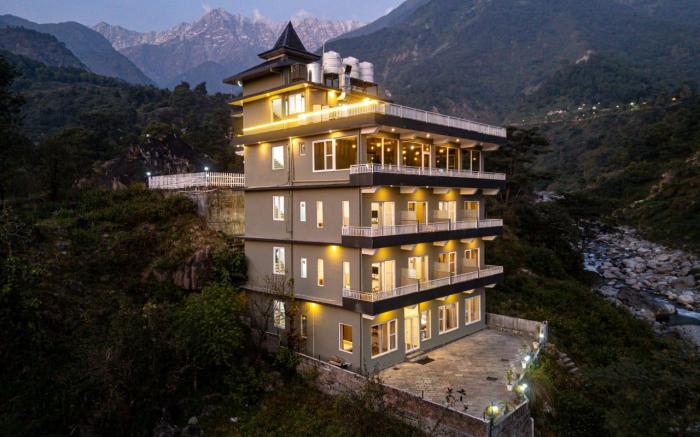 Hotel Alchemy Bistro and Inn 