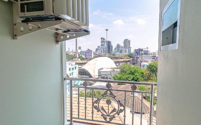 KS RESIDENCE (VICTORY MONUMENT)