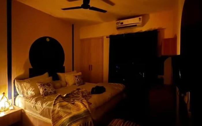 Spacious jacuzzi in 1BHK | 19th floor