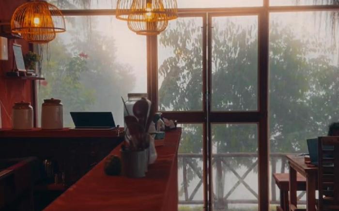 Woodhouse in Kanthalloor by KanavLiving