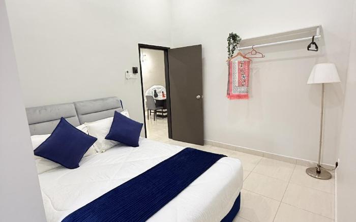 Huwayna Private Pool Homestay Bertam
(Muslim Only)