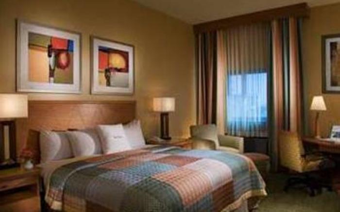 Doubletree Wilmington Downtown-Legal District Hotel