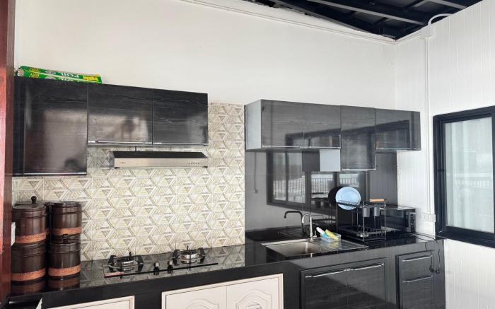 Sunrise House at Lanta