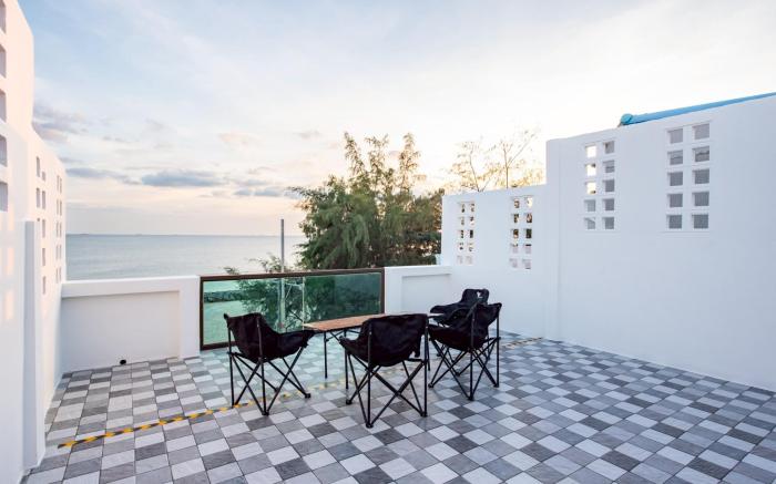 Coral Beach House @ Rayong