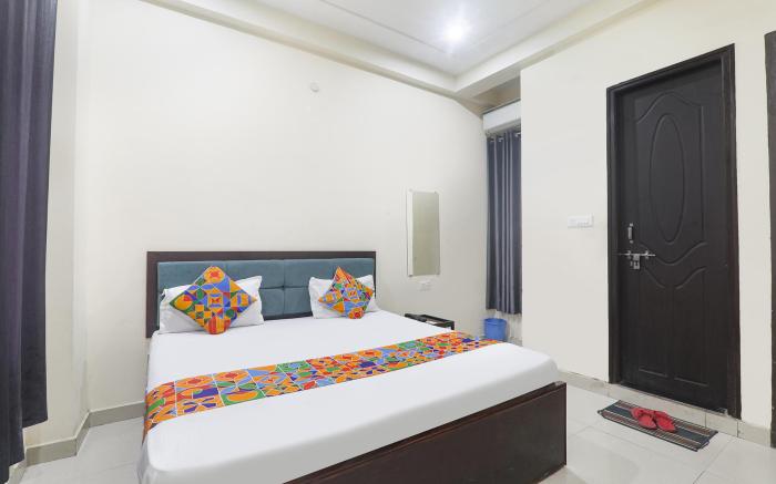 FabHotel JP International