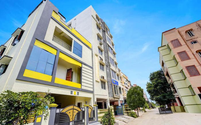 FabHotel AK Elite Luxury Homestay