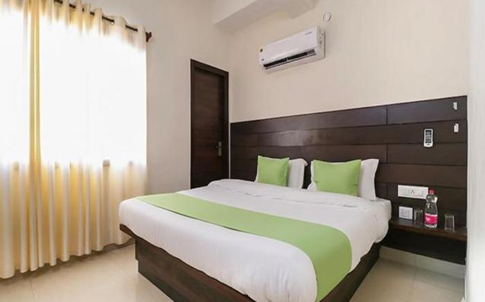 FabHotel Red Ark Inn