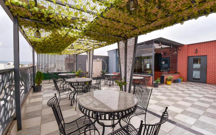 FabHotel Sunroof & Rooftop