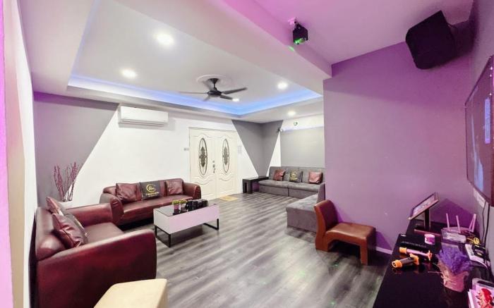 A01 Taman Daya Near Austin Family KTV Party 15pax