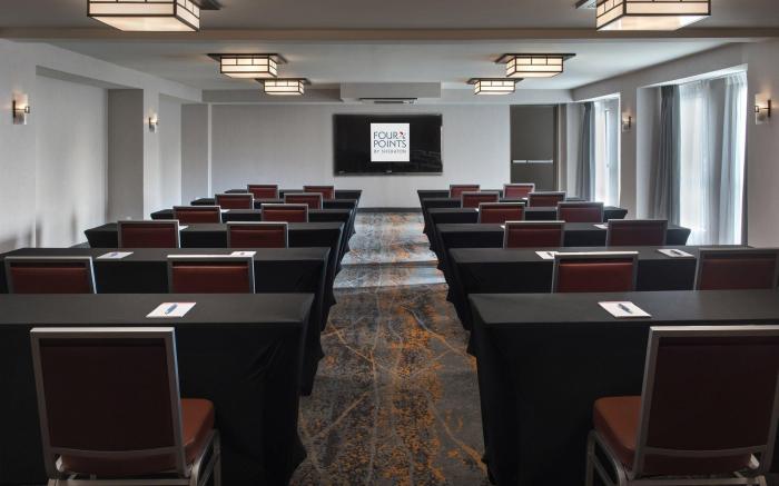 Four Points by Sheraton Philadelphia Northeast