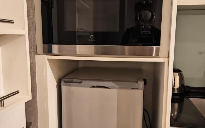 Expressionz B1606 Studio KLCC by Laze Home