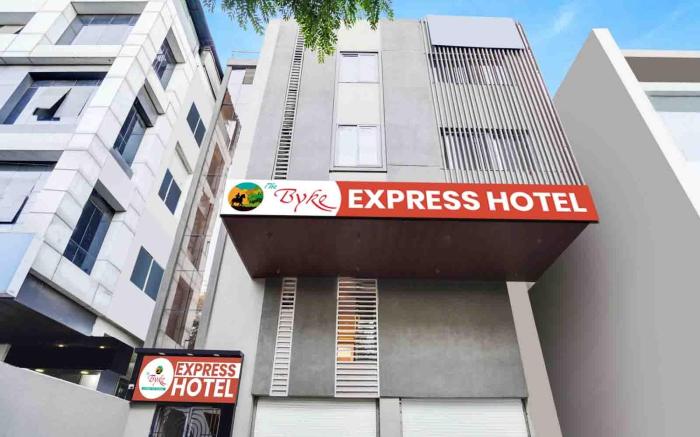 The Byke Express - Near Gopur Square