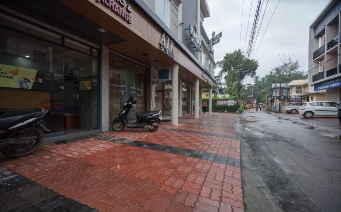 Kanak Residency  Thalassary