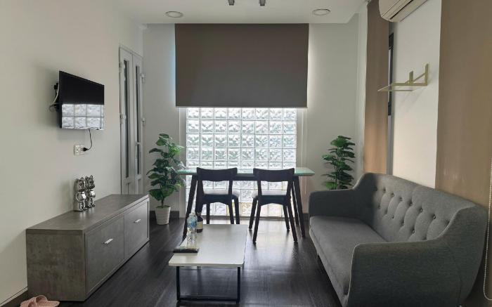 KELLY Thao Dien Hotel & Apartment