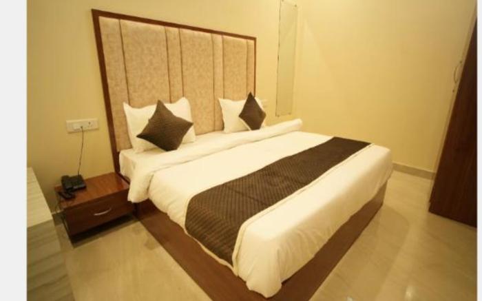 FabHotel Sunshine Residency I