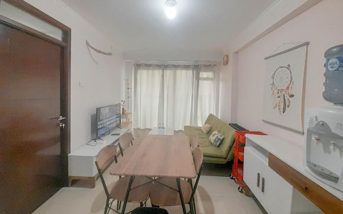Basic 2BR at Gateway Pasteur Apartment By Travelio