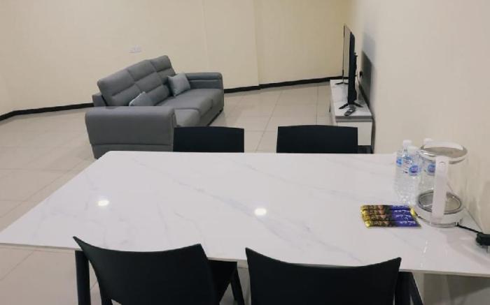 Cozy Apartment Alpaca Homestay 02