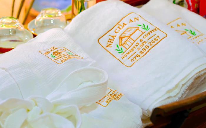 Nhà Của An Homestay, Coffee & Spa Long Xuyên