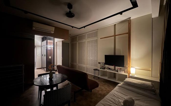 Expressionz B1306 1BR KLCC by Laze Home