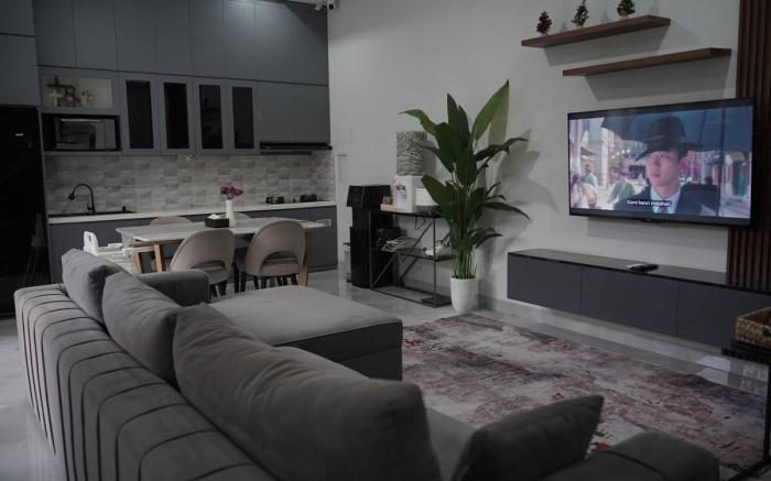 Ev_guesthouse • cozy • Spacious & Playroom for kid