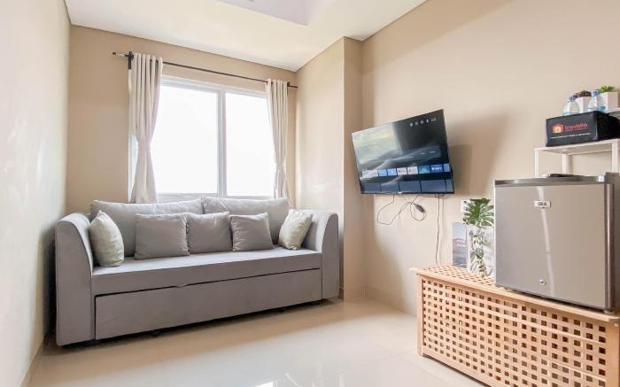 Modern Look 1BR Apt Royal Sentul Park By Travelio