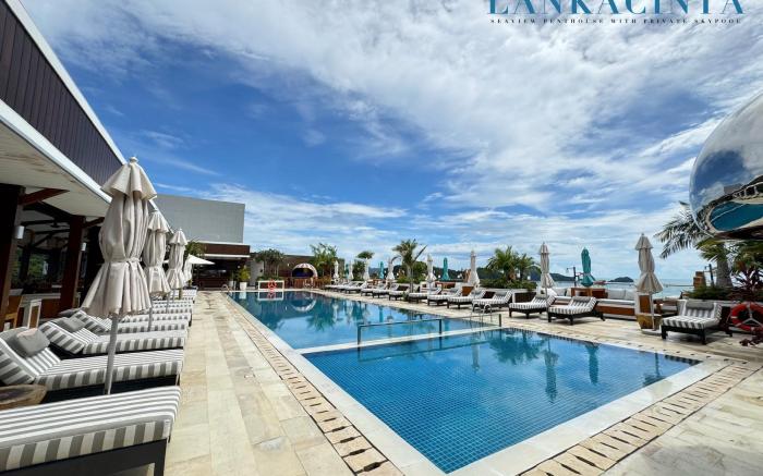 Lavanya Sea View Apartment + Resort Access