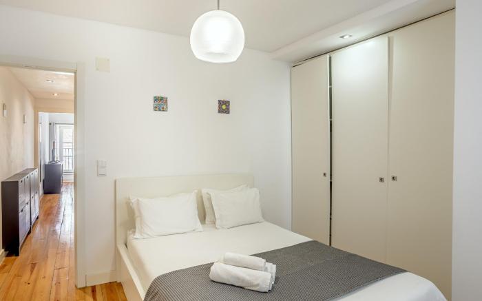 BAIRRO ALTO TYPICAL by Homing